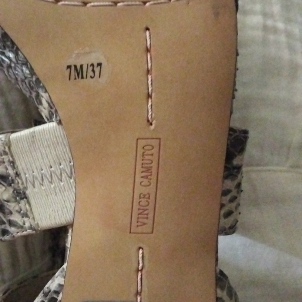Vince Camuto Leather Heels - Picture 9 of 9